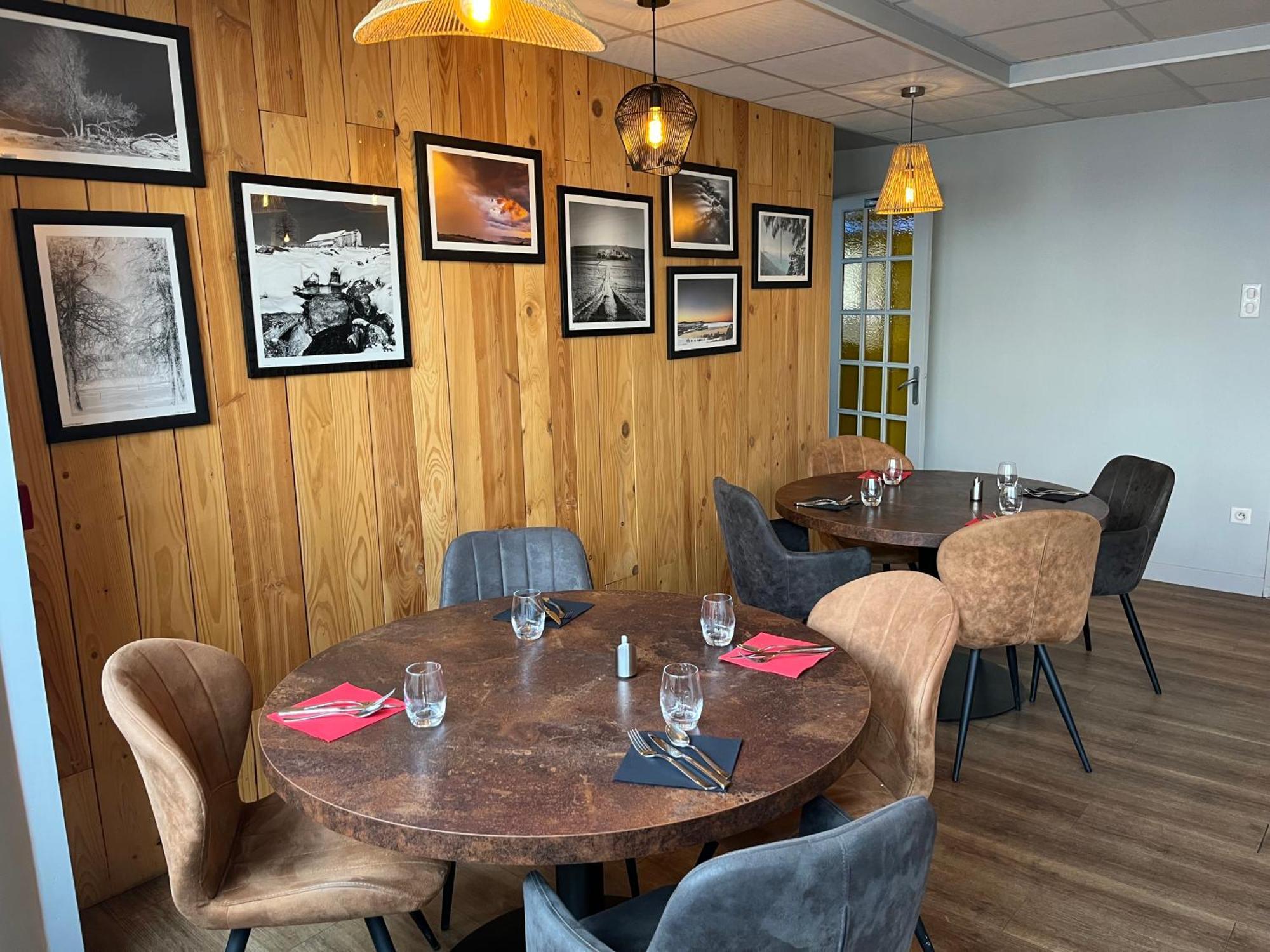 Logis Hotel Restaurant Des Voyageurs Saint-Paulien 외부 사진